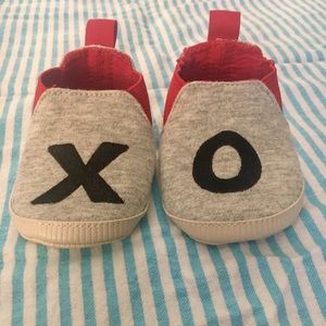 Baby Gap 3-6 month Girl “XO” Shoes